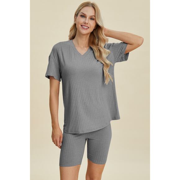 BASIC BAE Gray Ribbed V-Neck Short Sleeve Top Shorts Set NEW Misses Plus - Picture 1 of 4